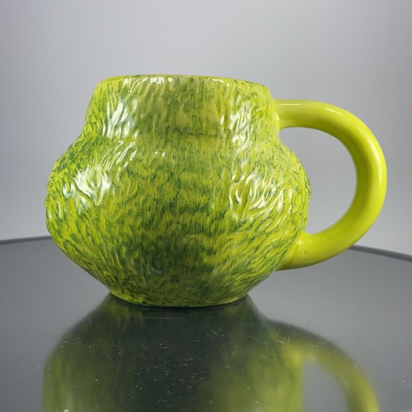 The Grinch 3D Face Sculpted Ceramic Green Mug - Picture 2 of 8